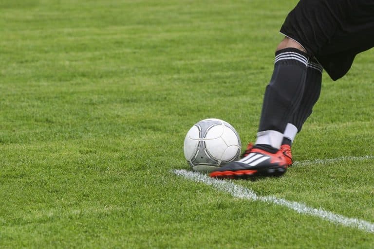 Contrôle orienté : gagner une fraction de seconde sur l'adversaire